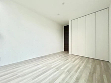 【神奈川県/横浜市青葉区青葉台】青葉区青葉台2丁目　新築戸建　2号棟 洋室：約6.0帖