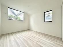 【神奈川県/横浜市青葉区青葉台】青葉区青葉台2丁目　新築戸建　2号棟 洋室：約6.0帖