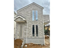 【神奈川県/横浜市緑区鴨居】緑区鴨居4丁目　新築戸建て　2号棟 建築中の外観：全二棟右右側