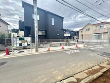 【神奈川県/横浜市緑区鴨居】緑区鴨居4丁目　新築戸建て　2号棟 前面道路