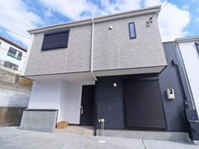 【神奈川県/大和市下鶴間】大和市下鶴間5期　新築戸建て　No.4 建築中の外観：全4棟/左側