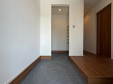 【東京都/町田市成瀬台】町田市成瀬台3丁目2期　新築戸建て 玄関