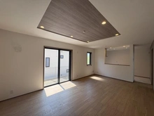 【神奈川県/横浜市青葉区田奈町】FOREST TOWN 青葉台ＩＩ　新築戸建て　6号棟 リビング・ダイニング