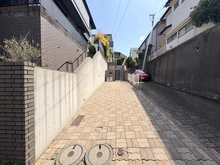 【神奈川県/横浜市青葉区あざみ野】青葉区あざみ野2丁目　中古戸建 駐車場