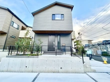 【神奈川県/横浜市都筑区荏田南】コモド・カーサ横浜センター南　1号棟 外観