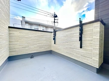 【神奈川県/横浜市都筑区荏田南】コモド・カーサ横浜センター南　1号棟 バルコニー