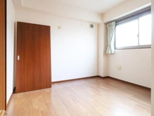 【東京都/目黒区下目黒】下目黒4丁目中古戸建 サービスルーム