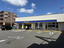 【神奈川県/横浜市泉区和泉町】泉区和泉町　戸建て ローソン　横浜千泉中央北5丁目店（現地より約700m）