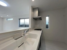 【東京都/板橋区東新町】板橋区東新町2丁目　新築戸建　B号棟 キッチン：B号棟 1階