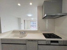 【東京都/板橋区東新町】板橋区東新町2丁目　新築戸建　B号棟 キッチン：B号棟 1階