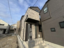 【東京都/板橋区東新町】板橋区東新町2丁目　新築戸建　E号棟 外観：全8棟 E棟（中央）