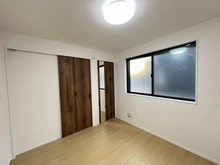 【東京都/板橋区東新町】板橋区東新町2丁目　新築戸建　E号棟 サービスルーム（納戸）：1階