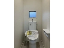 【東京都/板橋区東新町】板橋区東新町2丁目　新築戸建　I号棟 トイレ：全8号棟 I号棟 2階