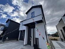 【埼玉県/志木市中宗岡】志木市中宗岡3丁目　新築戸建　3号棟 外観：全7棟　3号棟（写真中央）