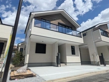 【東京都/板橋区成増】板橋区成増4丁目　新築戸建2号棟 外観：全3棟：中央　