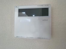【埼玉県/ふじみ野市上福岡】ふじみ野市上福岡三丁目　新築戸建 2号棟 給湯器リモコン