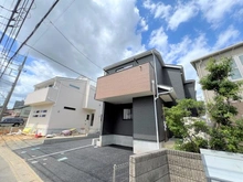 【埼玉県/和光市下新倉】和光市下新倉4丁目 新築戸建て 1号棟 外観：全2棟／手前側