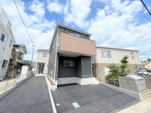 【埼玉県/和光市下新倉】和光市下新倉4丁目 新築戸建て 1号棟 外観：全2棟／手前側