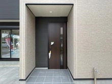 【埼玉県/ふじみ野市苗間】ふじみ野市苗間　新築戸建　4号棟 玄関：全4棟：中央