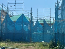【神奈川県/横浜市瀬谷区中屋敷】瀬谷区中屋敷2丁目D号棟 建築中の外観：全5棟／左側