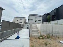 【東京都/稲城市大丸】新築分譲住宅　稲城市大丸 アプローチ
