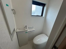 【東京都/稲城市大丸】新築分譲住宅　稲城市大丸 トイレ：2階