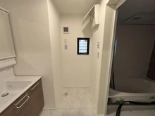 【神奈川県/川崎市幸区南加瀬】川崎市幸区南加瀬2丁目D号棟 洗面所