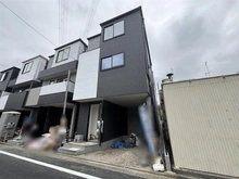 【神奈川県/川崎市幸区南加瀬】川崎市幸区南加瀬2丁目I号棟 建築中の外観：写真中央（全9邸）