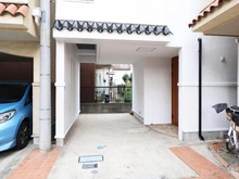 【東京都/大田区本羽田】大田区 本羽田二丁目 外観：写真中央の白い建物