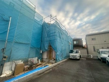 【神奈川県/川崎市中原区上平間】川崎市中原区上平間　新築戸建1号棟 建築中の外観：全3区画 3棟現場