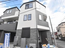 【神奈川県/川崎市多摩区宿河原】新築戸建宿河原4丁目　D棟 外観：全5棟。画像中央部の建物です。