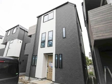 【神奈川県/川崎市高津区明津】GRACE WOOD CONFINE 明津　D号棟 建築中の外観：全10棟／西側手前から4番目