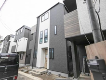 【神奈川県/川崎市高津区明津】GRACE WOOD CONFINE 明津　D号棟 建築中の外観：全10棟／西側手前から4番目