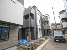 【神奈川県/川崎市高津区明津】GRACE WOOD CONFINE 明津　D号棟 前面道路：全10棟／西側手前から4番目