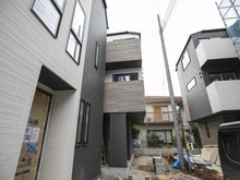 【神奈川県/川崎市高津区明津】GRACE WOOD CONFINE 明津　E号棟 建築中の外観：全10棟／西側一番奥
