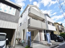 【神奈川県/横浜市鶴見区上末吉】横浜市鶴見区上末吉5丁目　中古戸建 外観：写真中央