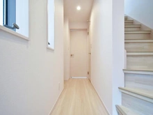 【神奈川県/横浜市鶴見区上末吉】横浜市鶴見区上末吉5丁目　中古戸建 階段