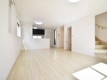 【神奈川県/横浜市鶴見区上末吉】横浜市鶴見区上末吉5丁目　中古戸建 リビング・ダイニング