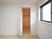 【神奈川県/横浜市鶴見区上末吉】横浜市鶴見区上末吉5丁目　中古戸建 収納