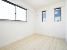 【神奈川県/横浜市鶴見区上末吉】横浜市鶴見区上末吉5丁目　中古戸建 洋室