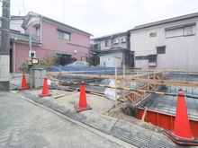 【神奈川県/川崎市中原区上平間】新築戸建　上平間1700番　B号棟 建築中の外観：全2棟（B号棟　左手側）