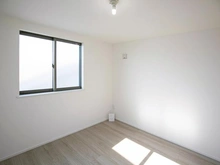 【神奈川県/川崎市中原区新城】川崎市中原区新城5丁目新築戸建　2号棟 洋室：6.0帖