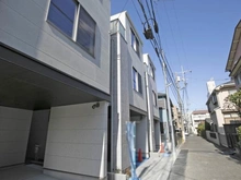 【神奈川県/川崎市中原区新城】川崎市中原区新城5丁目新築戸建　2号棟 前面道路