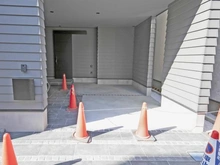 【神奈川県/川崎市中原区小杉御殿町】小杉御殿町新築戸建　全3棟1号棟 カースペース