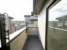 【東京都/目黒区八雲】目黒区八雲　新築戸建A号棟 バルコニー