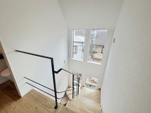 【神奈川県/川崎市中原区小杉陣屋町】川崎市中原区小杉陣屋町2丁目　新築戸建 室内：階段