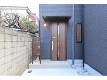 【神奈川県/川崎市中原区小杉陣屋町】中原区小杉陣屋町二丁目　新築戸建1号棟 玄関