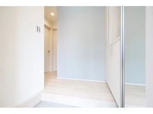 【神奈川県/川崎市中原区小杉陣屋町】中原区小杉陣屋町二丁目　新築戸建3号棟 玄関