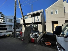 【東京都/国分寺市新町】国分寺市新町2丁目新築戸建 2号棟 建築中の外観：全2棟 右側