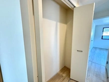 【東京都/国分寺市西町】国分寺市西町8期　新築戸建1号棟 廊下：2F廊下の収納